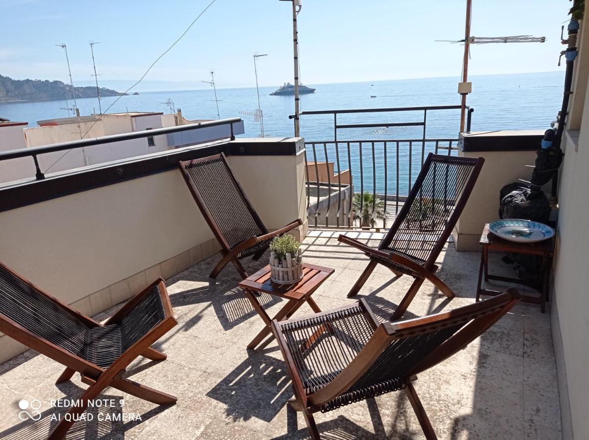 Lolita Holidays Giardini Naxos Kültér fotó